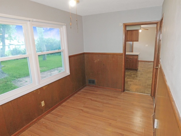 519 Ravine, SOUTH BELOIT, Illinois 61080, 2 Bedrooms Bedrooms, ,1 BathroomBathrooms,House,For Sale,Ravine,202605212