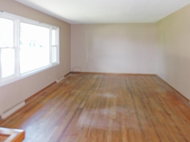 519 Ravine, SOUTH BELOIT, Illinois 61080, 2 Bedrooms Bedrooms, ,1 BathroomBathrooms,House,For Sale,Ravine,202605212