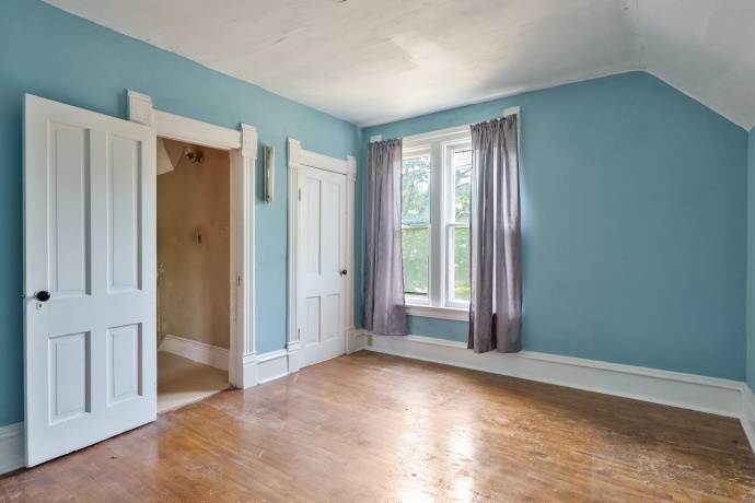 704 irving, ROCKFORD, Illinois 61101, 3 Bedrooms Bedrooms, ,1 BathroomBathrooms,House,For Sale,irving,202605232