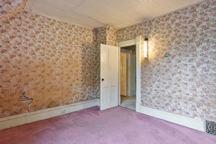 704 irving, ROCKFORD, Illinois 61101, 3 Bedrooms Bedrooms, ,1 BathroomBathrooms,House,For Sale,irving,202605232