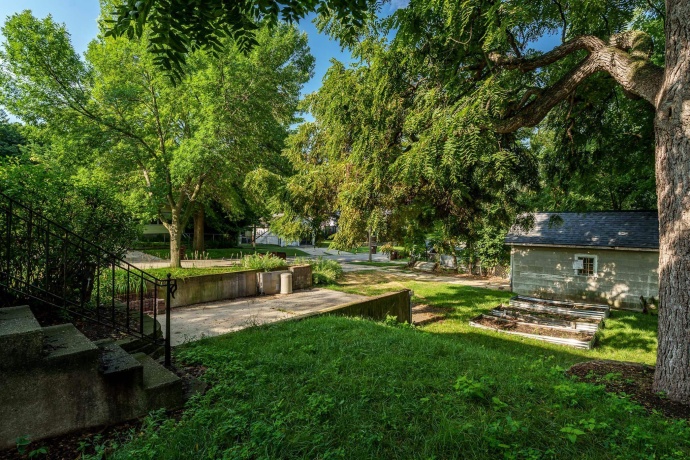 704 irving, ROCKFORD, Illinois 61101, 3 Bedrooms Bedrooms, ,1 BathroomBathrooms,House,For Sale,irving,202605232