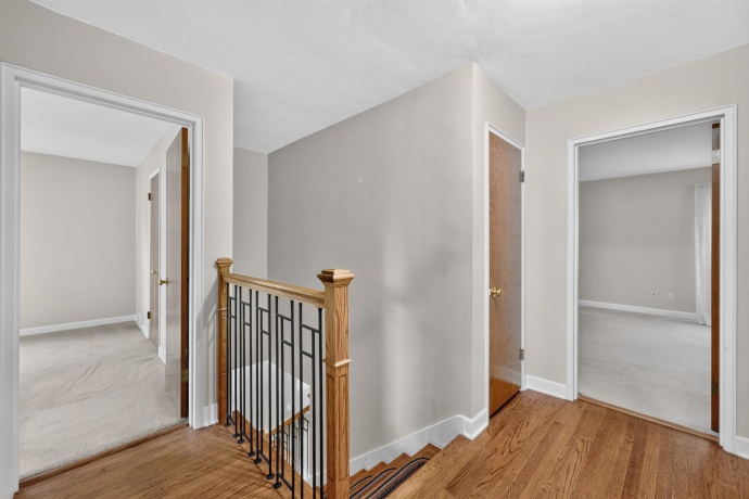 905 Hennepin, DIXON, Illinois 61021, 3 Bedrooms Bedrooms, ,2 BathroomsBathrooms,House,For Sale,Hennepin,202603932