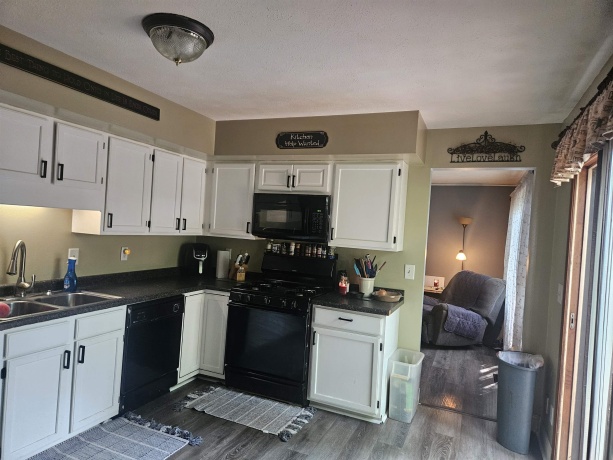 1013 Arnold, ROCKFORD, Illinois 61108, 3 Bedrooms Bedrooms, ,3 BathroomsBathrooms,House,For Sale,Arnold,202605002