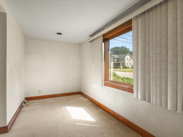 15 Walnut, Cedarville, Illinois 61013, 2 Bedrooms Bedrooms, ,1 BathroomBathrooms,House,For Sale,Walnut,202605249
