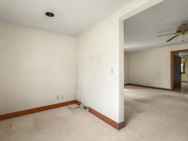 15 Walnut, Cedarville, Illinois 61013, 2 Bedrooms Bedrooms, ,1 BathroomBathrooms,House,For Sale,Walnut,202605249
