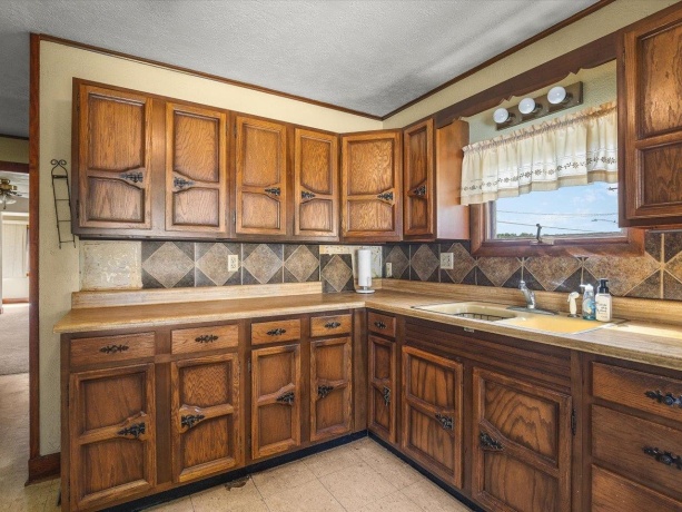 15 Walnut, Cedarville, Illinois 61013, 2 Bedrooms Bedrooms, ,1 BathroomBathrooms,House,For Sale,Walnut,202605249