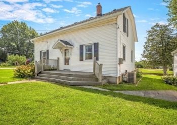 15 Walnut, Cedarville, Illinois 61013, 2 Bedrooms Bedrooms, ,1 BathroomBathrooms,House,For Sale,Walnut,202605249