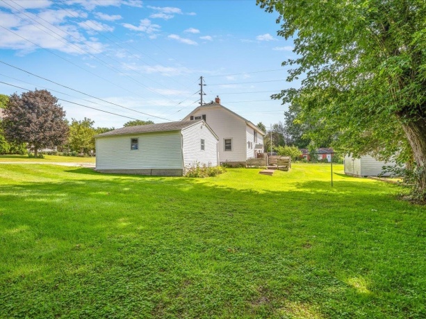 15 Walnut, Cedarville, Illinois 61013, 2 Bedrooms Bedrooms, ,1 BathroomBathrooms,House,For Sale,Walnut,202605249