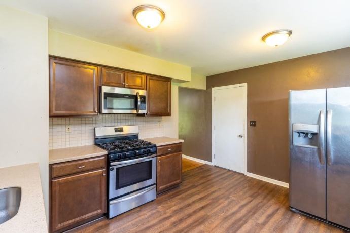 303 Hough, MACHESNEY PARK, Illinois 61115, 3 Bedrooms Bedrooms, ,1 BathroomBathrooms,House,For Sale,Hough,202605253