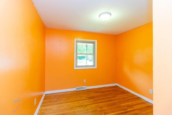 303 Hough, MACHESNEY PARK, Illinois 61115, 3 Bedrooms Bedrooms, ,1 BathroomBathrooms,House,For Sale,Hough,202605253