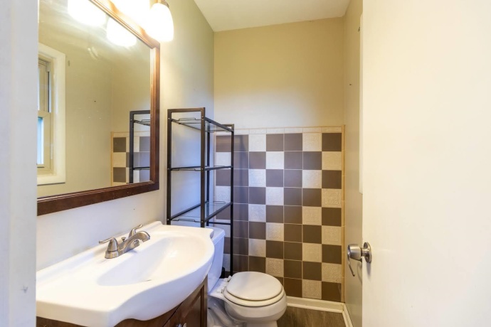 303 Hough, MACHESNEY PARK, Illinois 61115, 3 Bedrooms Bedrooms, ,1 BathroomBathrooms,House,For Sale,Hough,202605253