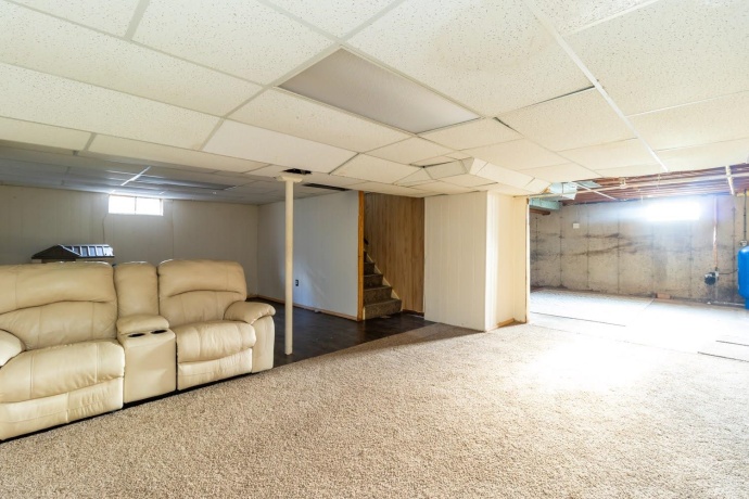 303 Hough, MACHESNEY PARK, Illinois 61115, 3 Bedrooms Bedrooms, ,1 BathroomBathrooms,House,For Sale,Hough,202605253