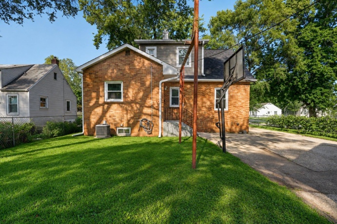 2730 Bildahl, ROCKFORD, Illinois 61109, 4 Bedrooms Bedrooms, ,2 BathroomsBathrooms,House,For Sale,Bildahl,202605254