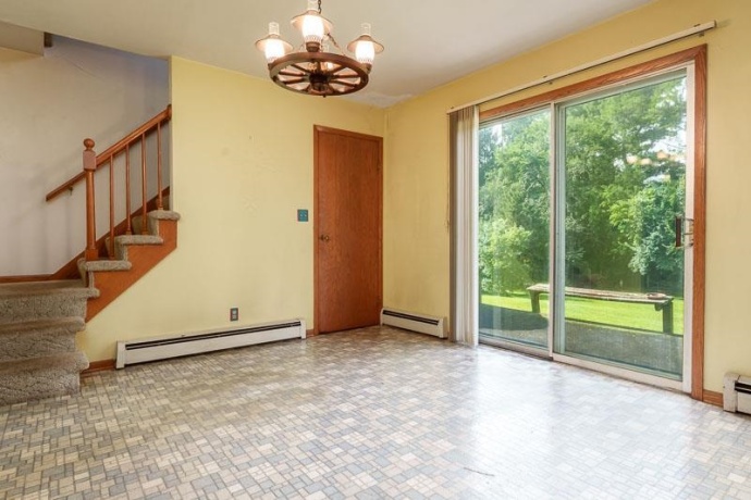 5803 CLARENDON, ROCKFORD, Illinois 61114, 4 Bedrooms Bedrooms, ,2 BathroomsBathrooms,House,For Sale,CLARENDON,202605255