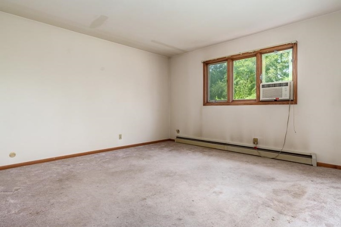 5803 CLARENDON, ROCKFORD, Illinois 61114, 4 Bedrooms Bedrooms, ,2 BathroomsBathrooms,House,For Sale,CLARENDON,202605255