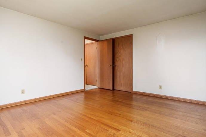 5803 CLARENDON, ROCKFORD, Illinois 61114, 4 Bedrooms Bedrooms, ,2 BathroomsBathrooms,House,For Sale,CLARENDON,202605255
