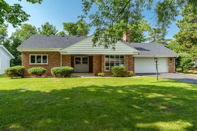 5803 CLARENDON, ROCKFORD, Illinois 61114, 4 Bedrooms Bedrooms, ,2 BathroomsBathrooms,House,For Sale,CLARENDON,202605255