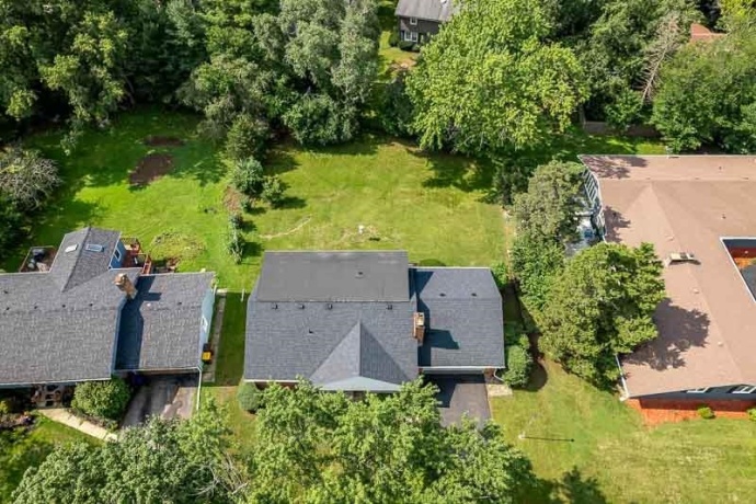 5803 CLARENDON, ROCKFORD, Illinois 61114, 4 Bedrooms Bedrooms, ,2 BathroomsBathrooms,House,For Sale,CLARENDON,202605255