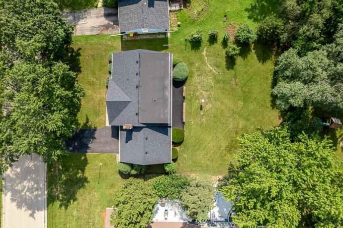 5803 CLARENDON, ROCKFORD, Illinois 61114, 4 Bedrooms Bedrooms, ,2 BathroomsBathrooms,House,For Sale,CLARENDON,202605255