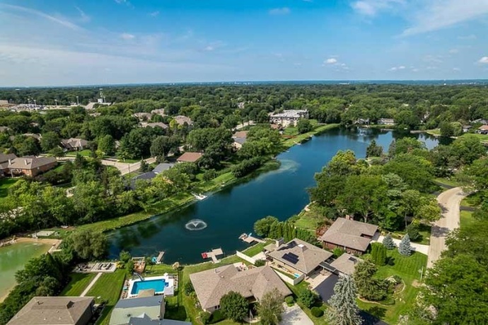 5803 CLARENDON, ROCKFORD, Illinois 61114, 4 Bedrooms Bedrooms, ,2 BathroomsBathrooms,House,For Sale,CLARENDON,202605255