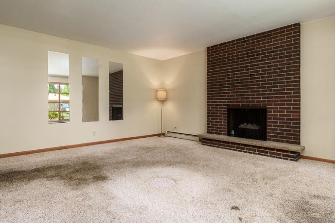 5803 CLARENDON, ROCKFORD, Illinois 61114, 4 Bedrooms Bedrooms, ,2 BathroomsBathrooms,House,For Sale,CLARENDON,202605255