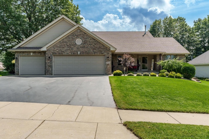 5949 Deerwood, ROSCOE, Illinois 61073, 5 Bedrooms Bedrooms, ,3 BathroomsBathrooms,House,For Sale,Deerwood,202605256