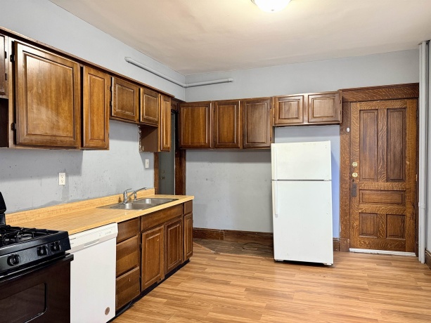 1341 Charles, ROCKFORD, Illinois 61104, 4 Bedrooms Bedrooms, ,2 BathroomsBathrooms,House,For Sale,Charles,202605259