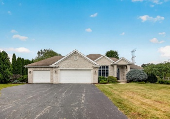 7848 Moore Hill, BELVIDERE, Illinois 61008, 3 Bedrooms Bedrooms, ,3 BathroomsBathrooms,House,For Sale,Moore Hill,202605260