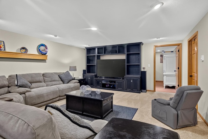 7848 Moore Hill, BELVIDERE, Illinois 61008, 3 Bedrooms Bedrooms, ,3 BathroomsBathrooms,House,For Sale,Moore Hill,202605260