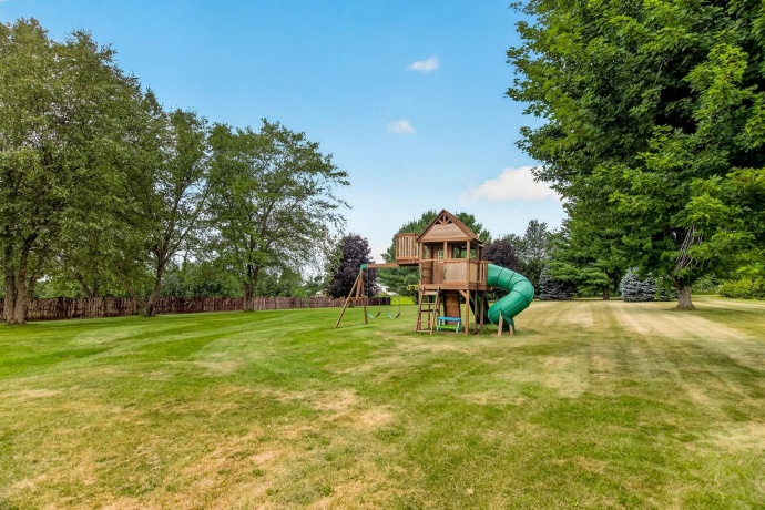 7848 Moore Hill, BELVIDERE, Illinois 61008, 3 Bedrooms Bedrooms, ,3 BathroomsBathrooms,House,For Sale,Moore Hill,202605260