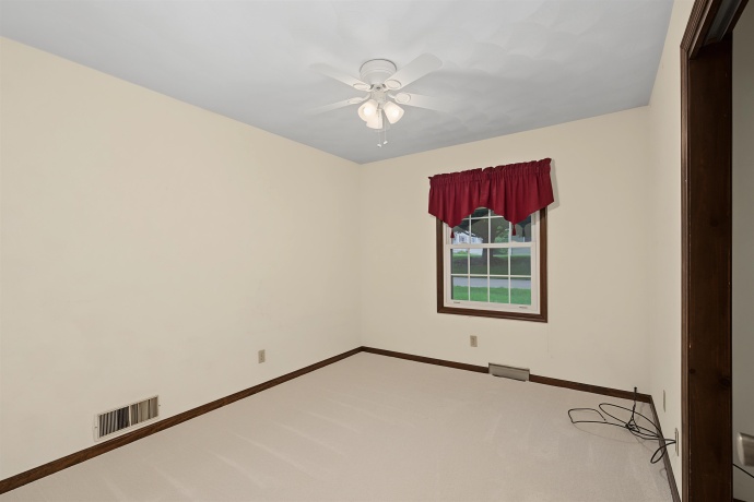 618 Clinton, GALENA, Illinois 61036, 3 Bedrooms Bedrooms, ,2 BathroomsBathrooms,House,For Sale,Clinton,202605261