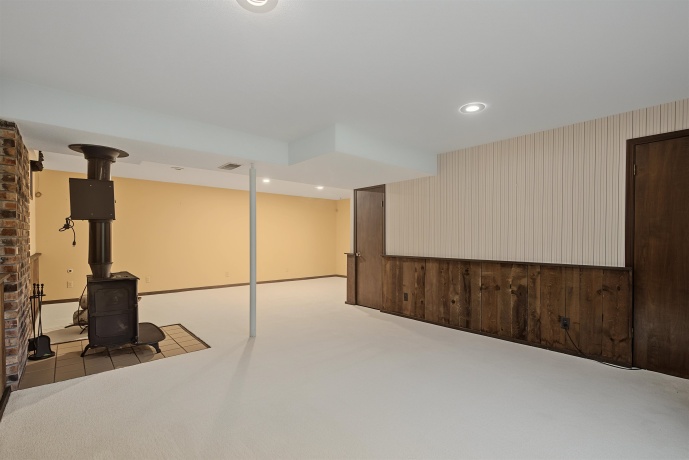 618 Clinton, GALENA, Illinois 61036, 3 Bedrooms Bedrooms, ,2 BathroomsBathrooms,House,For Sale,Clinton,202605261