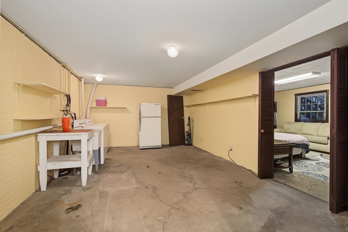 618 Clinton, GALENA, Illinois 61036, 3 Bedrooms Bedrooms, ,2 BathroomsBathrooms,House,For Sale,Clinton,202605261