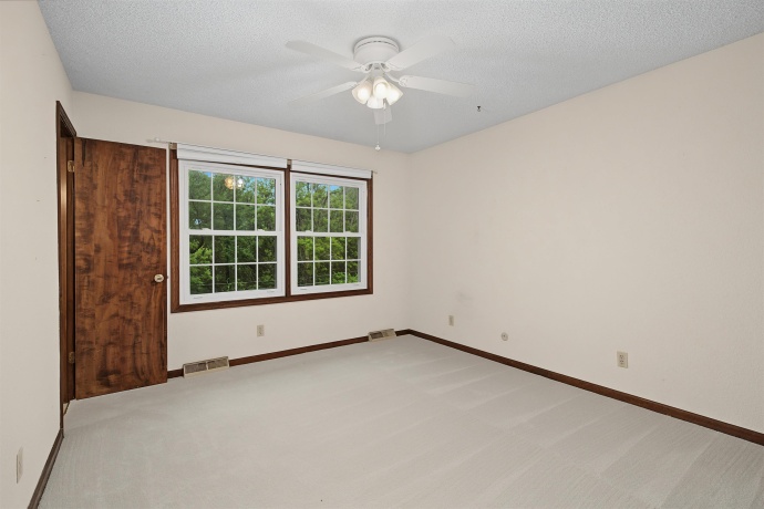 618 Clinton, GALENA, Illinois 61036, 3 Bedrooms Bedrooms, ,2 BathroomsBathrooms,House,For Sale,Clinton,202605261