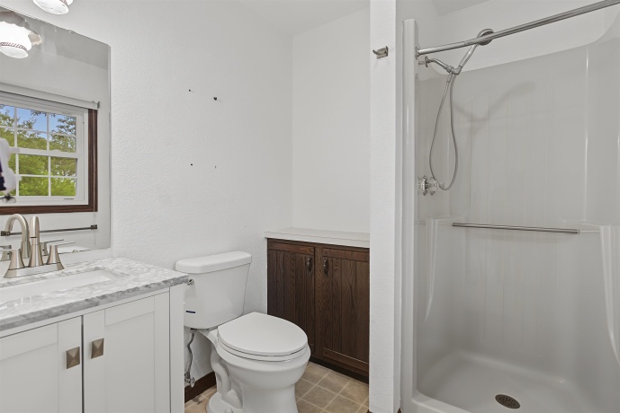 618 Clinton, GALENA, Illinois 61036, 3 Bedrooms Bedrooms, ,2 BathroomsBathrooms,House,For Sale,Clinton,202605261