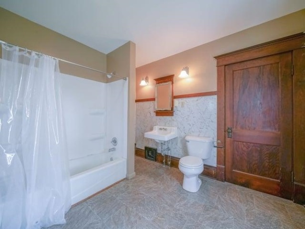 8631 IL RTE 38, ASHTON, Illinois 61006, 4 Bedrooms Bedrooms, ,1 BathroomBathrooms,House,For Sale,IL RTE 38,202605264