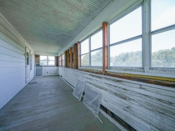 8631 IL RTE 38, ASHTON, Illinois 61006, 4 Bedrooms Bedrooms, ,1 BathroomBathrooms,House,For Sale,IL RTE 38,202605264