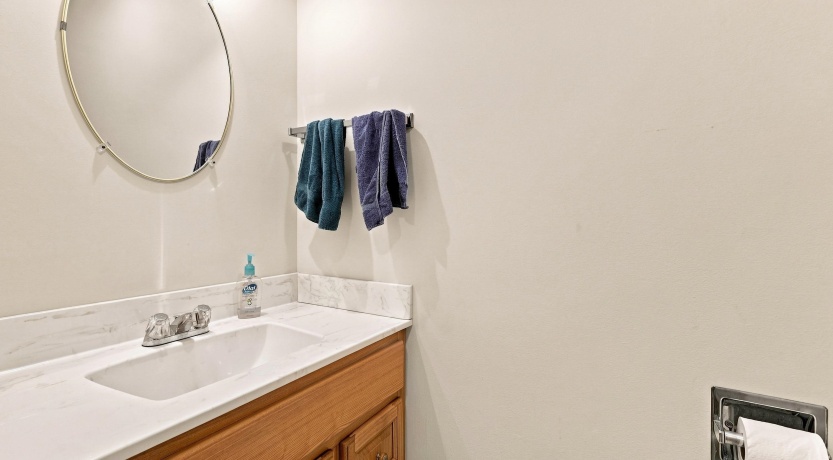 1135 Menzemer, ELIZABETH, Illinois 61028, 3 Bedrooms Bedrooms, ,3 BathroomsBathrooms,House,For Sale,Menzemer,202605268