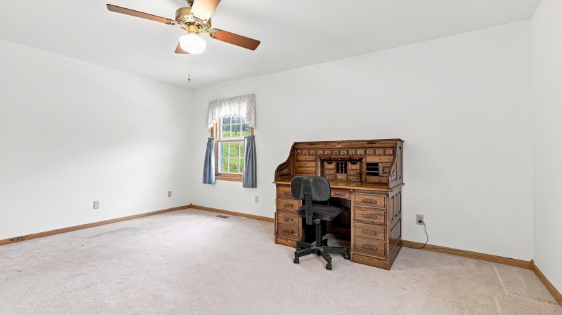 1135 Menzemer, ELIZABETH, Illinois 61028, 3 Bedrooms Bedrooms, ,3 BathroomsBathrooms,House,For Sale,Menzemer,202605268
