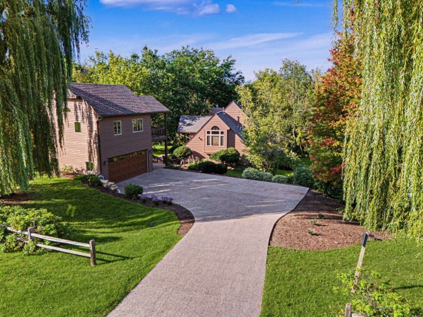 14 Vermillion, GALENA, Illinois 61036, 4 Bedrooms Bedrooms, ,3 BathroomsBathrooms,House,For Sale,Vermillion,202605272