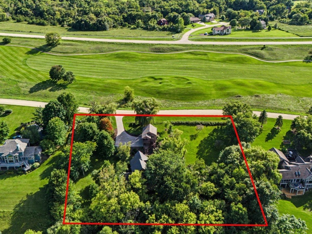 14 Vermillion, GALENA, Illinois 61036, 4 Bedrooms Bedrooms, ,3 BathroomsBathrooms,House,For Sale,Vermillion,202605272