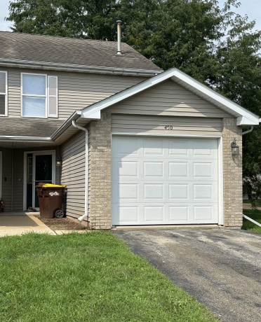 450 Amphitheater, ROCKFORD, Illinois 61107, 2 Bedrooms Bedrooms, ,1 BathroomBathrooms,Condominium,For Sale,Amphitheater,202605280