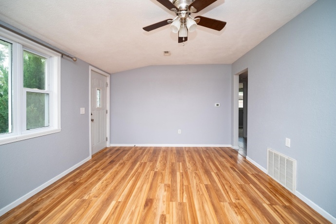 7618 Mildred, MACHESNEY PARK, Illinois 61115, 3 Bedrooms Bedrooms, ,1 BathroomBathrooms,House,For Sale,Mildred,202605278