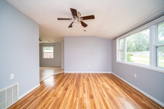 7618 Mildred, MACHESNEY PARK, Illinois 61115, 3 Bedrooms Bedrooms, ,1 BathroomBathrooms,House,For Sale,Mildred,202605278