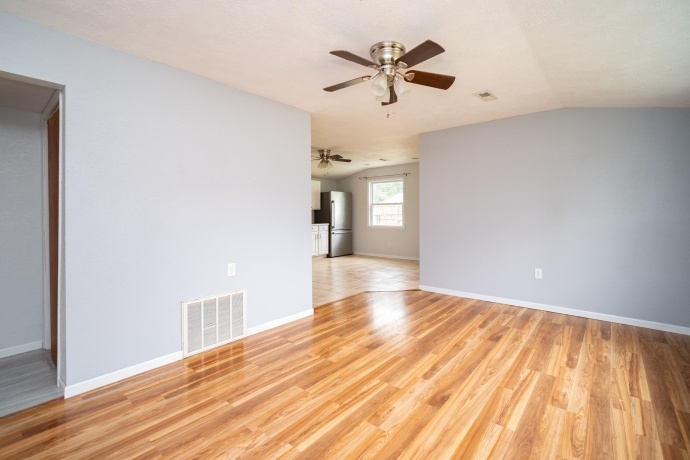 7618 Mildred, MACHESNEY PARK, Illinois 61115, 3 Bedrooms Bedrooms, ,1 BathroomBathrooms,House,For Sale,Mildred,202605278