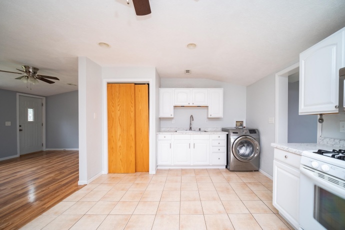 7618 Mildred, MACHESNEY PARK, Illinois 61115, 3 Bedrooms Bedrooms, ,1 BathroomBathrooms,House,For Sale,Mildred,202605278
