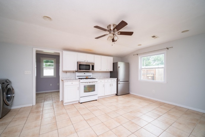 7618 Mildred, MACHESNEY PARK, Illinois 61115, 3 Bedrooms Bedrooms, ,1 BathroomBathrooms,House,For Sale,Mildred,202605278