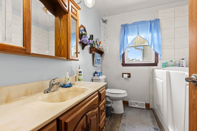 5939 Vesper, SOUTH BELOIT, Illinois 61080, 3 Bedrooms Bedrooms, ,2 BathroomsBathrooms,House,For Sale,Vesper,202605282