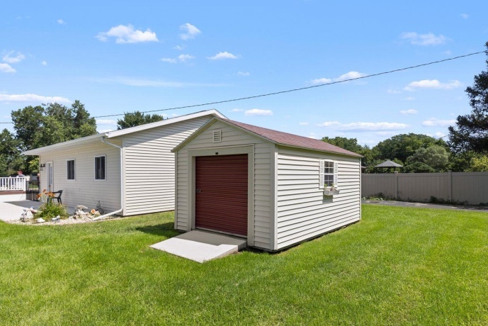 5939 Vesper, SOUTH BELOIT, Illinois 61080, 3 Bedrooms Bedrooms, ,2 BathroomsBathrooms,House,For Sale,Vesper,202605282