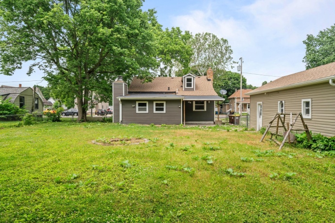 336 Menomonie, BELVIDERE, Illinois 61008, 3 Bedrooms Bedrooms, ,2 BathroomsBathrooms,House,For Sale,Menomonie,202603560
